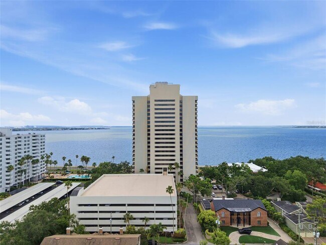 Building Photo - 2413 Bayshore Blvd