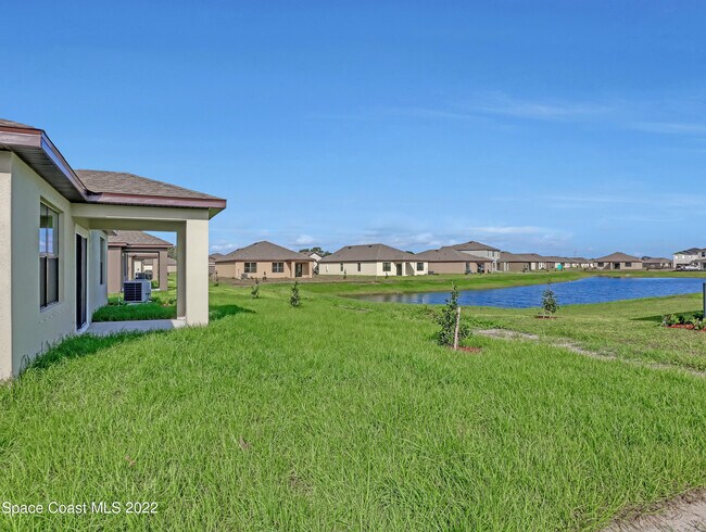 Building Photo - 7508 Tourmaline Dr