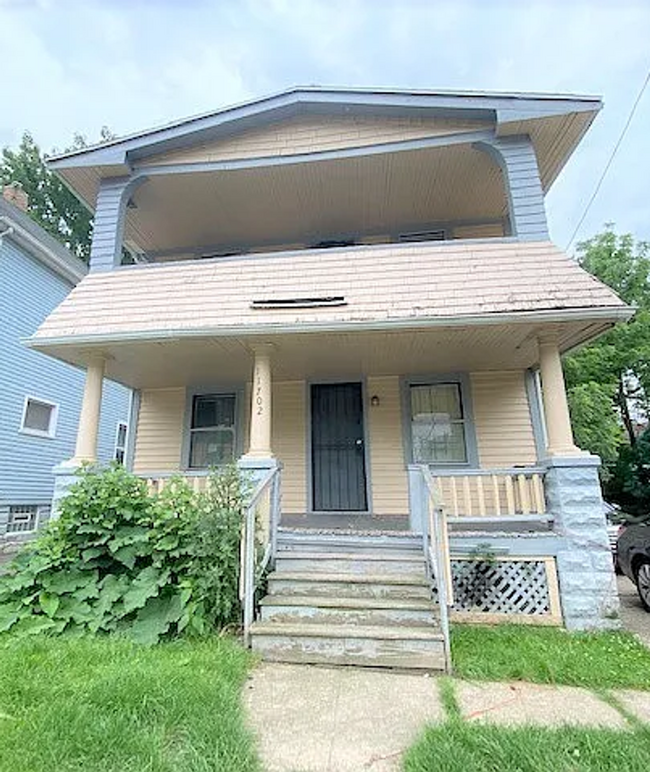 Primary Photo - 11702 Honeydale Ave