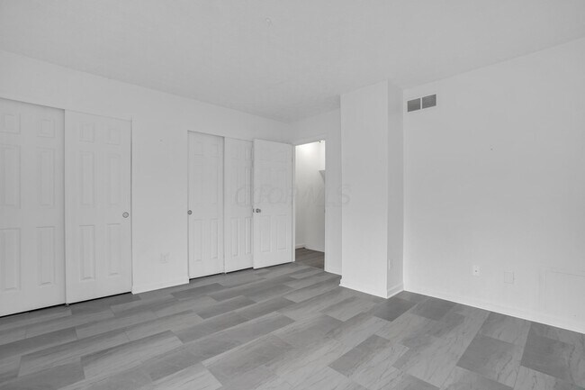 Building Photo - 8172 Rochester Way