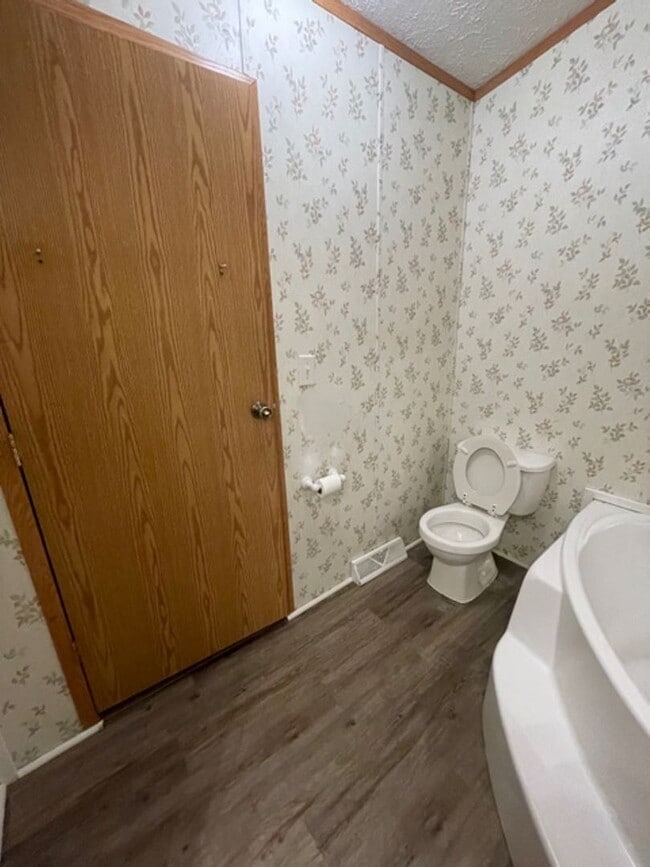 Building Photo - 1298 Crume Rd