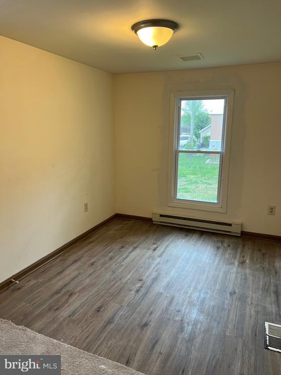 Building Photo - 107 Sawmill Ct