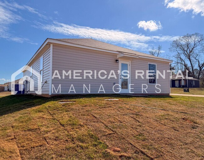 Building Photo - New Construction Home for Rent in Tuscaloosa, AL!  DEPOSIT PENDING!!!