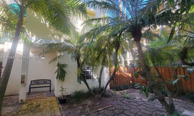 Building Photo - 3356 Bird Ave