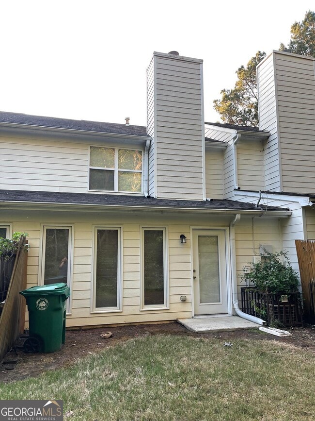 Building Photo - 2962 Stonecrest Ln