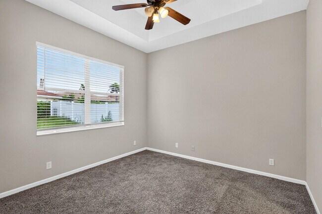 Building Photo - 6305 Spring Lake Terrace