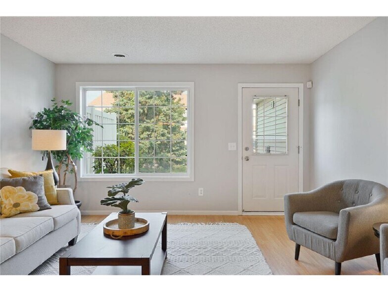 Building Photo - 15785 Flackwood Trl