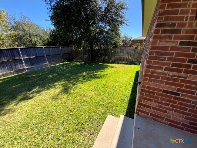 Building Photo - 5205 Cicero Dr