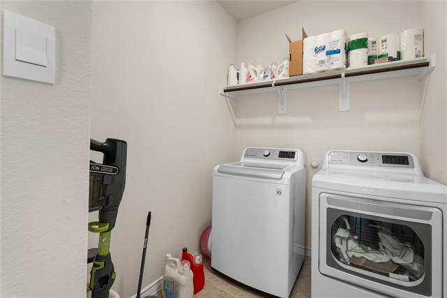 Building Photo - 222 Blue Hl Ln