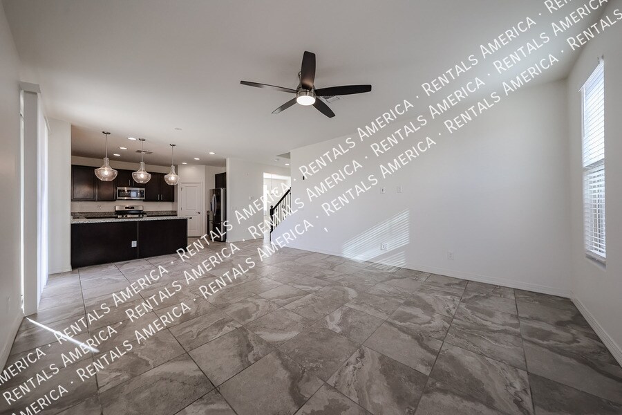 Building Photo - 17965 W Encinas Ln