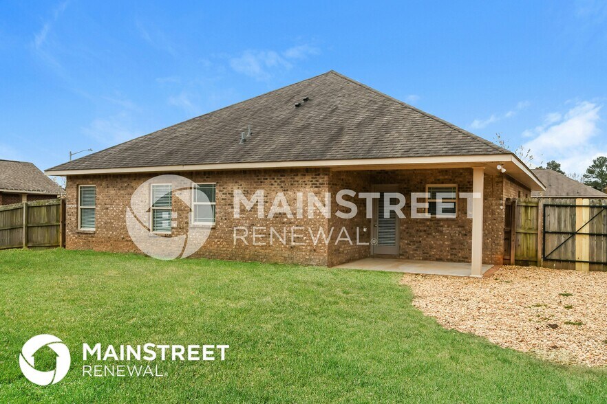 Building Photo - 124 Clydesdale Ln