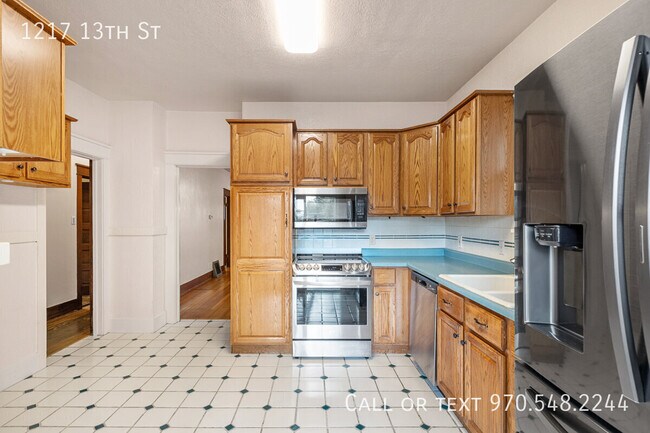 Building Photo - 1217 13th St