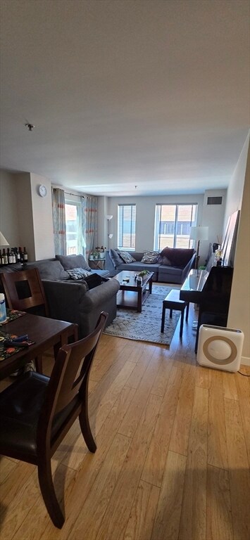 Building Photo - 950 Massachusetts Ave