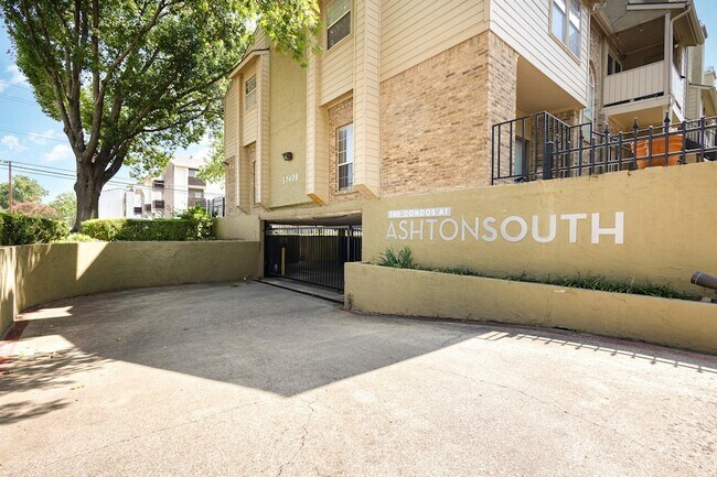 Building Photo - 5740 Martel Ave