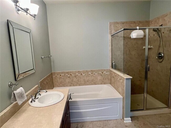 Building Photo - 41 High Ridge Ln