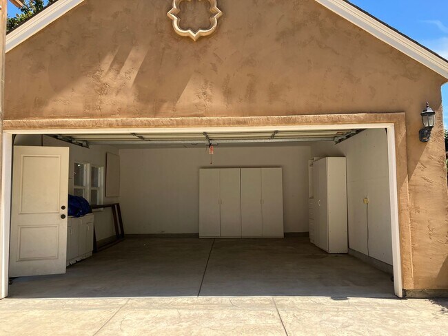 Building Photo - Charming Willow Glen Retreat – 3BR/2BA Jus...