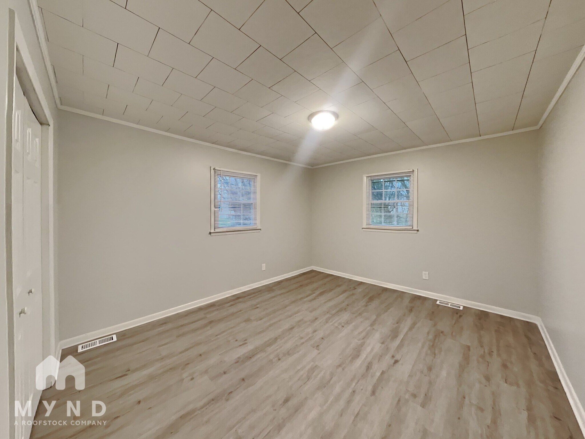 Building Photo - 111 Johnson Dr