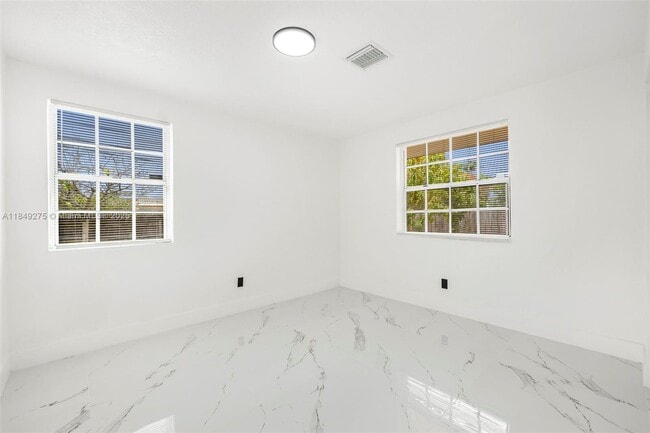 Building Photo - 10520 SW 160th St