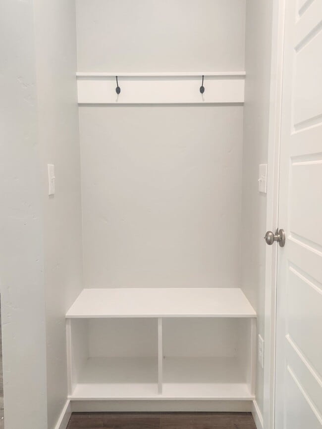 Building Photo - 1967 S Saltbrush Wy