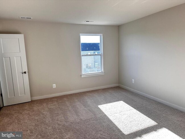 Building Photo - 30 Trotting Rd