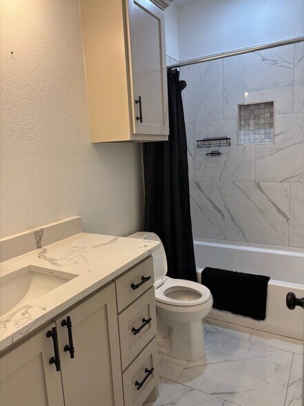 Building Photo - 274 Pine View Loop