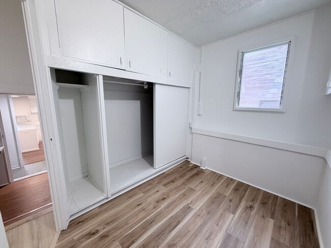 Building Photo - 3369 Paty Dr