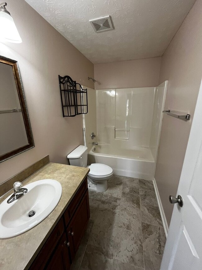 Building Photo - Beautiful Total Electric Home In Phenix Ci...