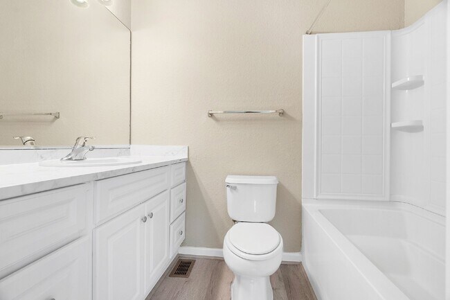 Building Photo - **NEWLY REMODELED ** MAINTENANCE FREE TOWN...