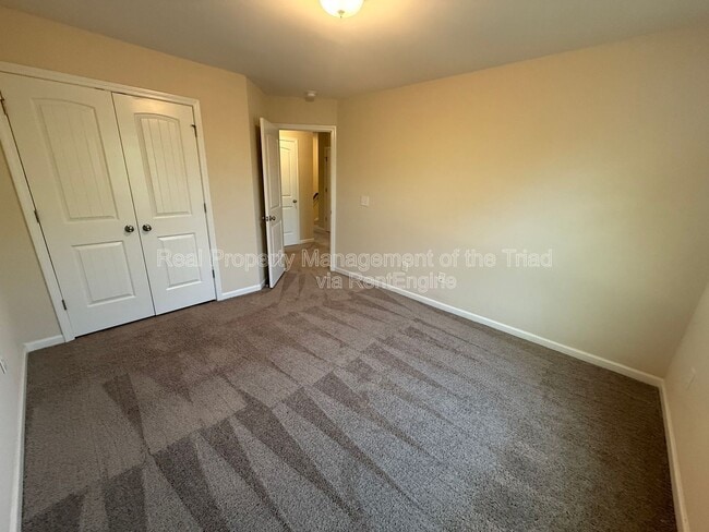 Building Photo - 3907 Copperfield Ct