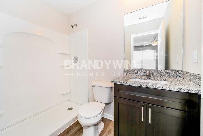Building Photo - 508 Narnia Ct