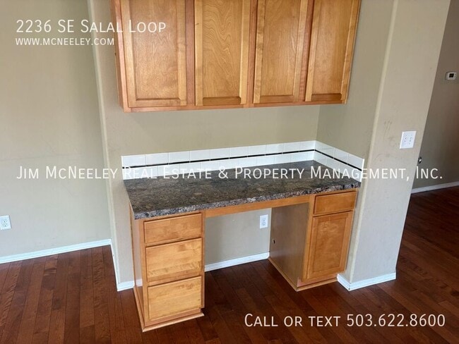 Building Photo - 2236 SE Salal Lp