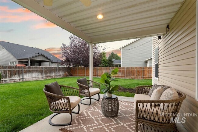 Building Photo - 4712 S Glenmere Way