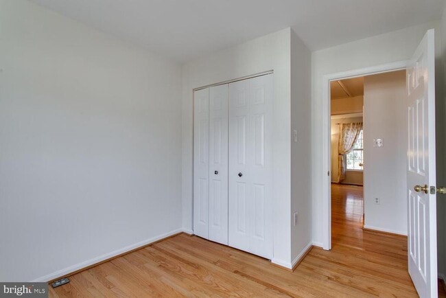 Building Photo - 4428 Holly Ave