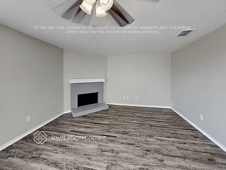 Building Photo - 1451 Queen Annes Dr