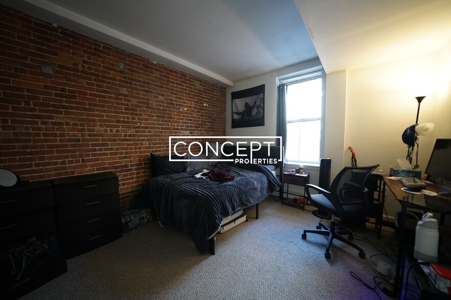 Building Photo - 480 Massachusetts Ave