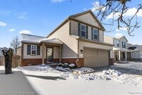 Building Photo - 7164 Richmond Dr