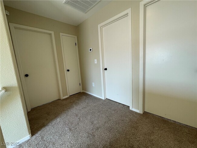 Building Photo - 7382 Elbridge Way