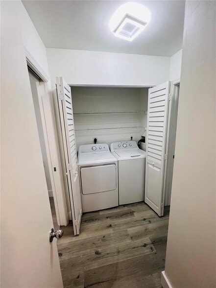 Building Photo - 2113 Renaissance Blvd