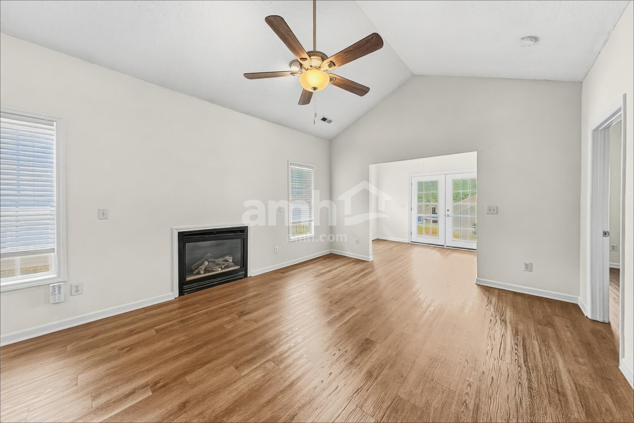 Building Photo - 104 Cameron Way Cir