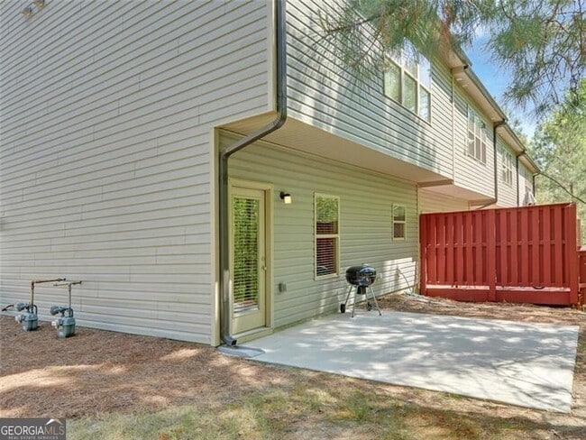 Building Photo - 329 Turtle Creek Dr