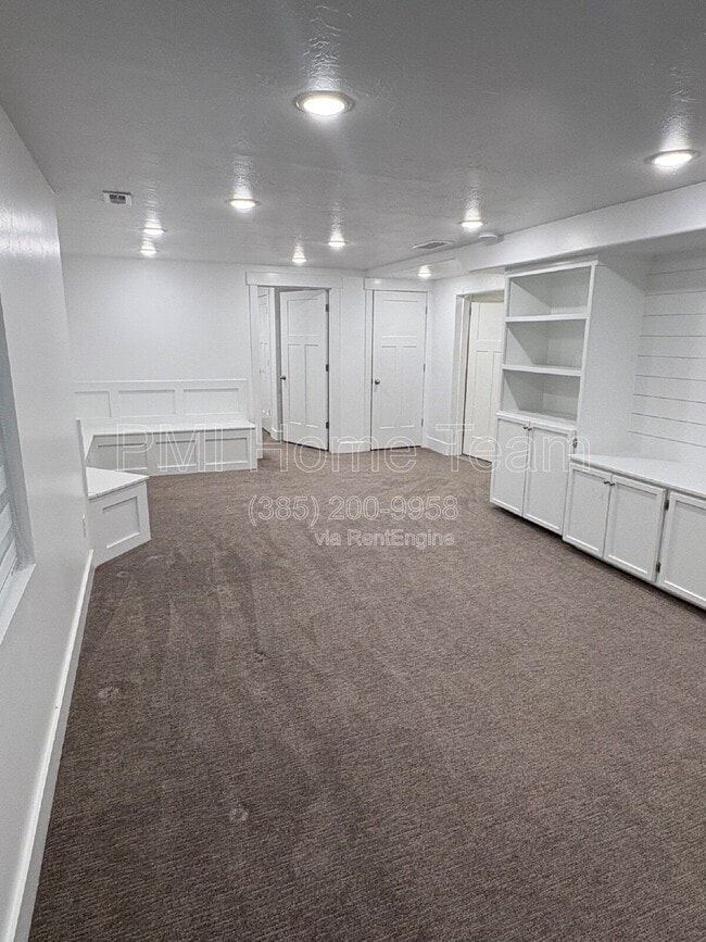 Building Photo - 651 W 1900 S