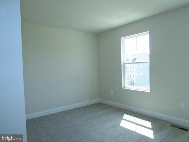 Building Photo - 35251 Wright Way