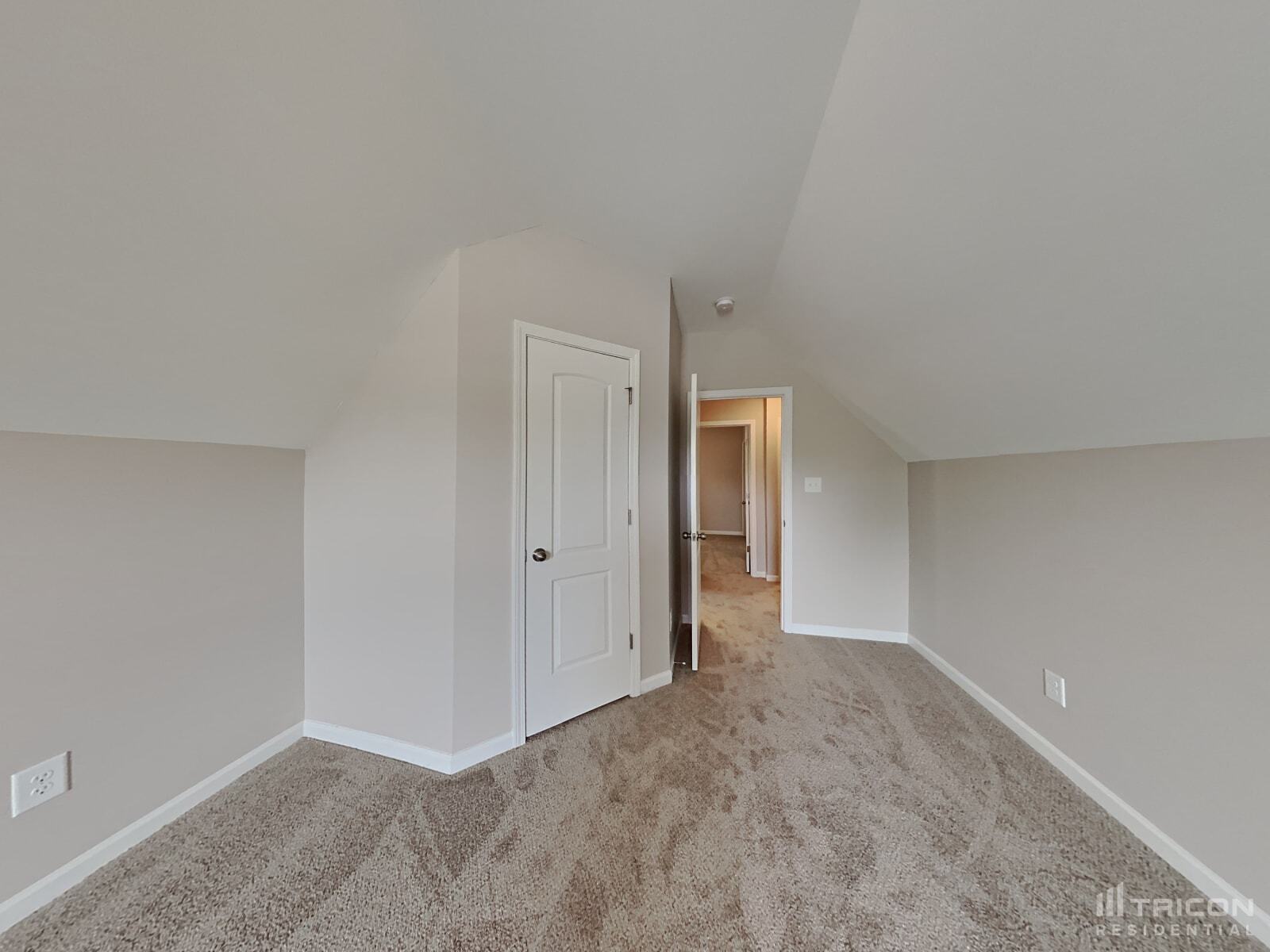Building Photo - 735 Twickenham Ln