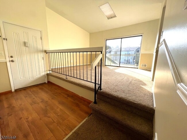 Building Photo - 1308 Spruce Hills Dr