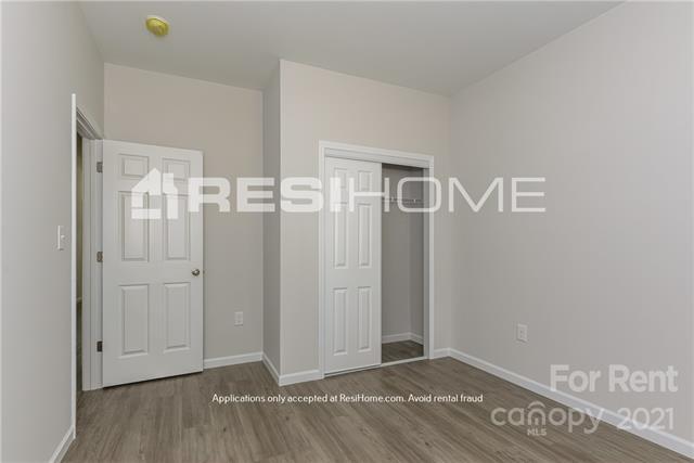 Building Photo - 1701 Taylor Ave