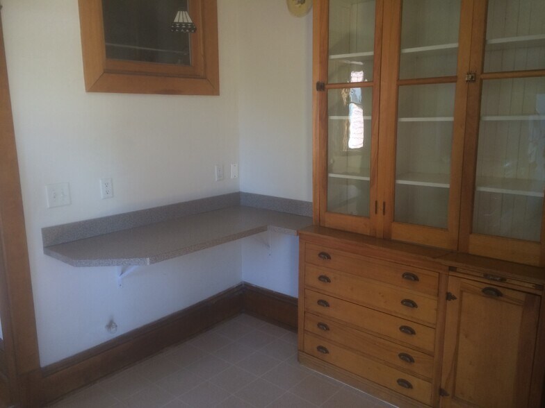 Building Photo - 1032 Portland Ave