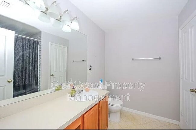 Building Photo - 2676 Beaver Terrace