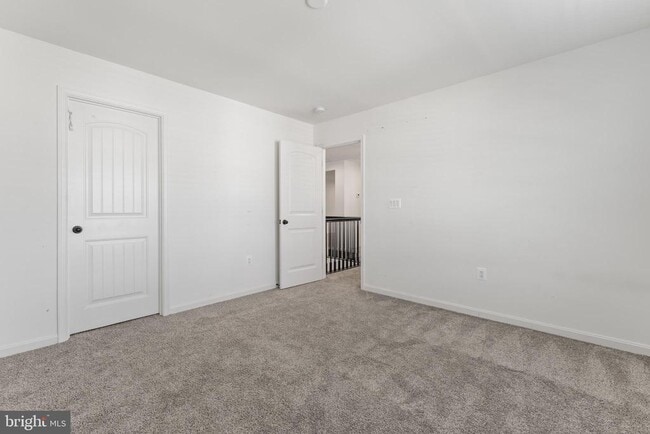 Building Photo - 5508 Redgum Ln