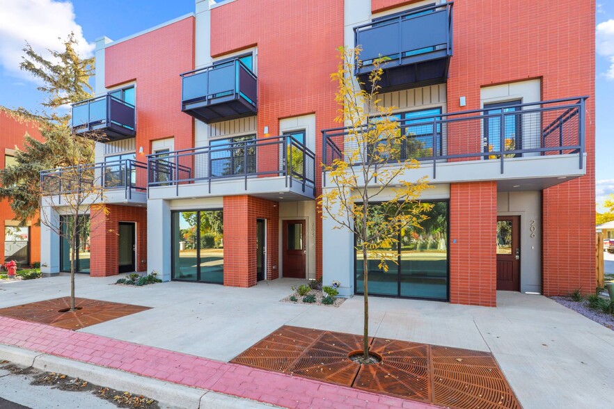 Building Photo - Baseline Townhomes