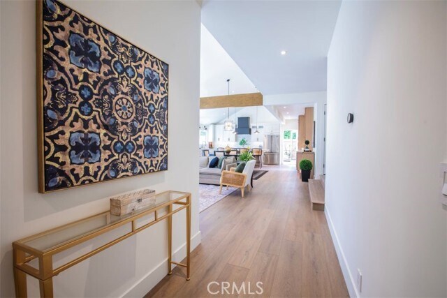 Building Photo - 32052 Via Alicia